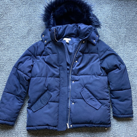 H&M Jackets & Blazers - ☃️H&M heavyweight puffer parka with faux fur trimmed hood navy size 10